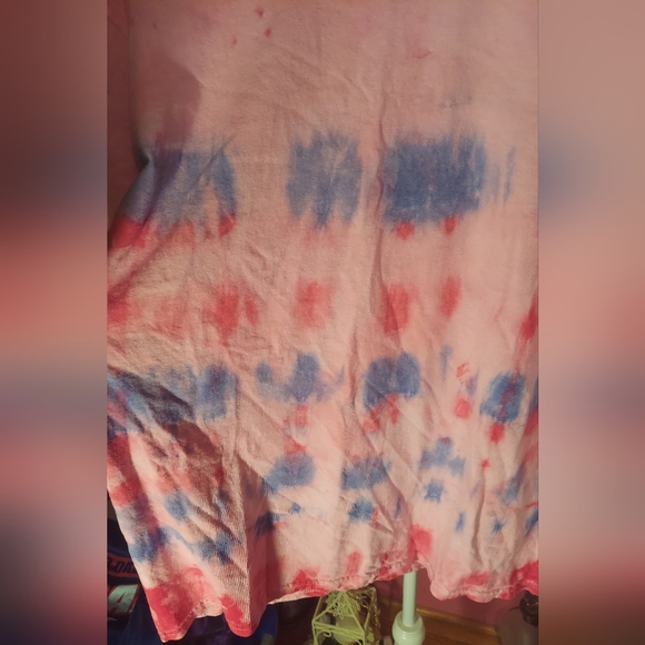 Womans Tye Dye T-Shirt in size Large Barbie Pink - Picture 3 of 5